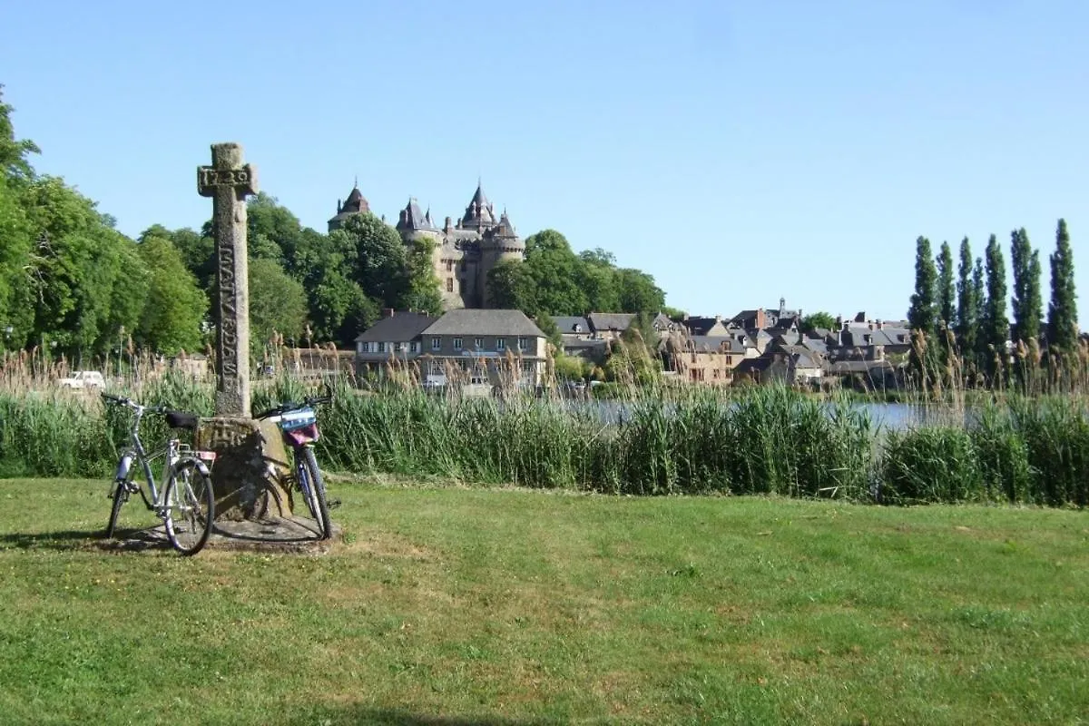 Vakantiehuis Les Reveries De Tinténiac Frankrijk
